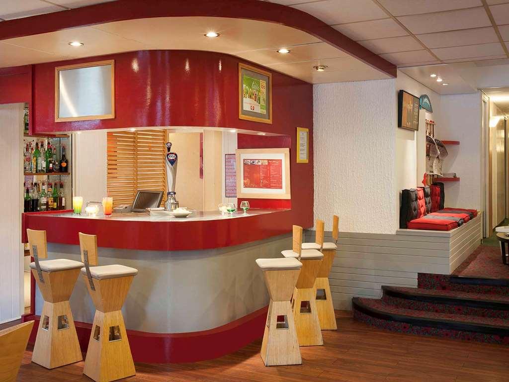 B&B Hotel Orleans Nord Саран Ресторант снимка