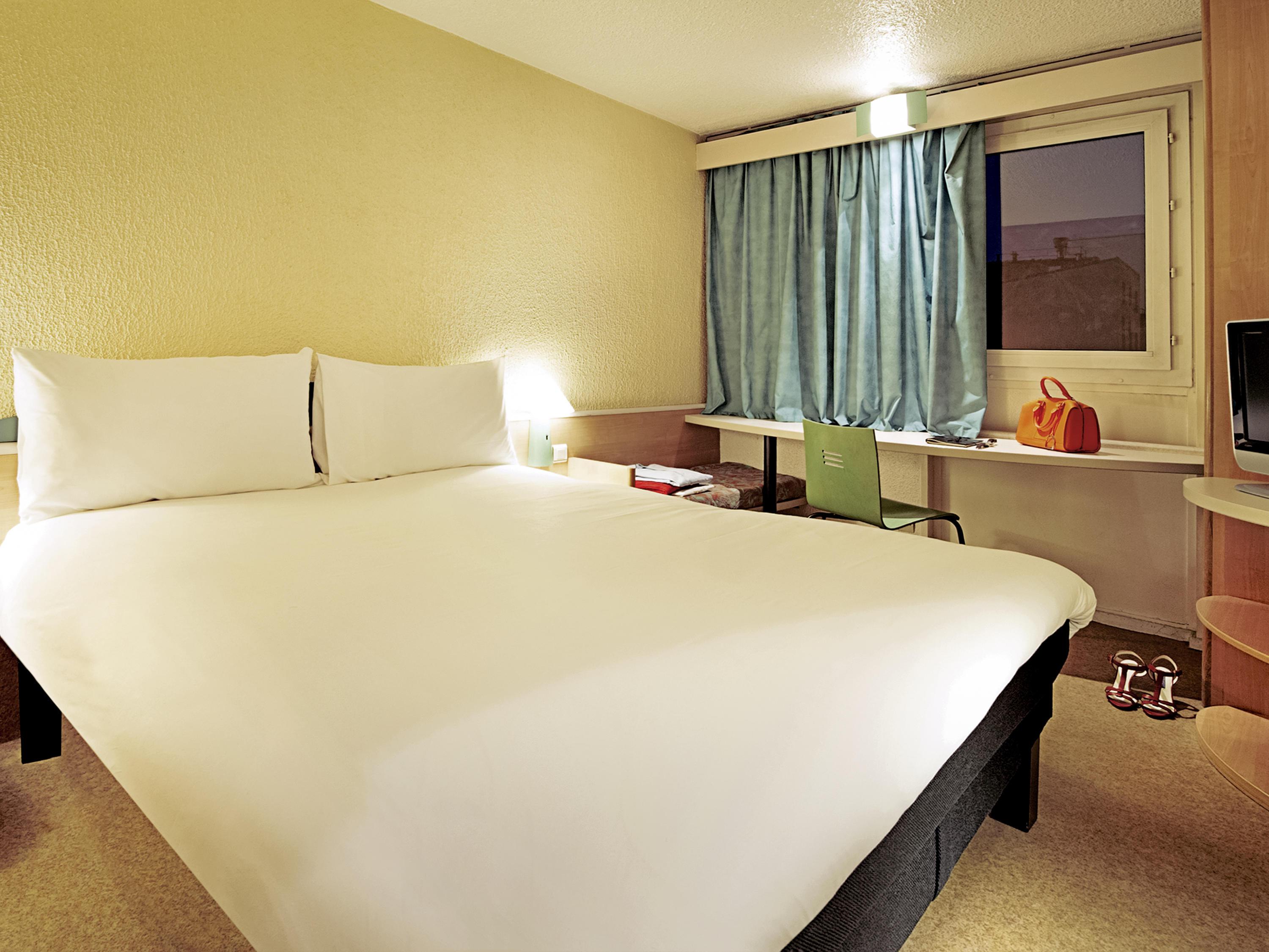 B&B Hotel Orleans Nord Саран Екстериор снимка