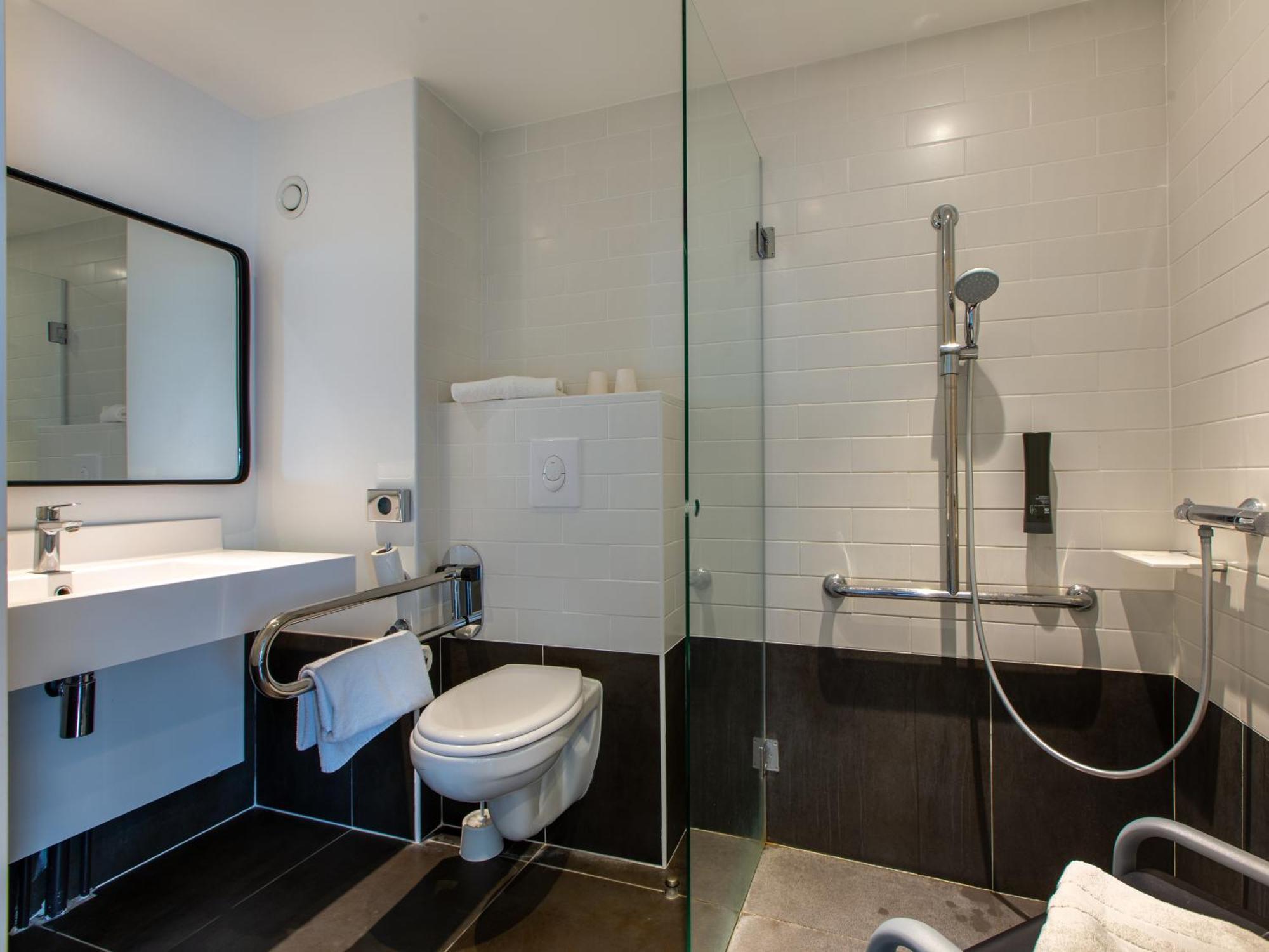 B&B Hotel Orleans Nord Саран Екстериор снимка