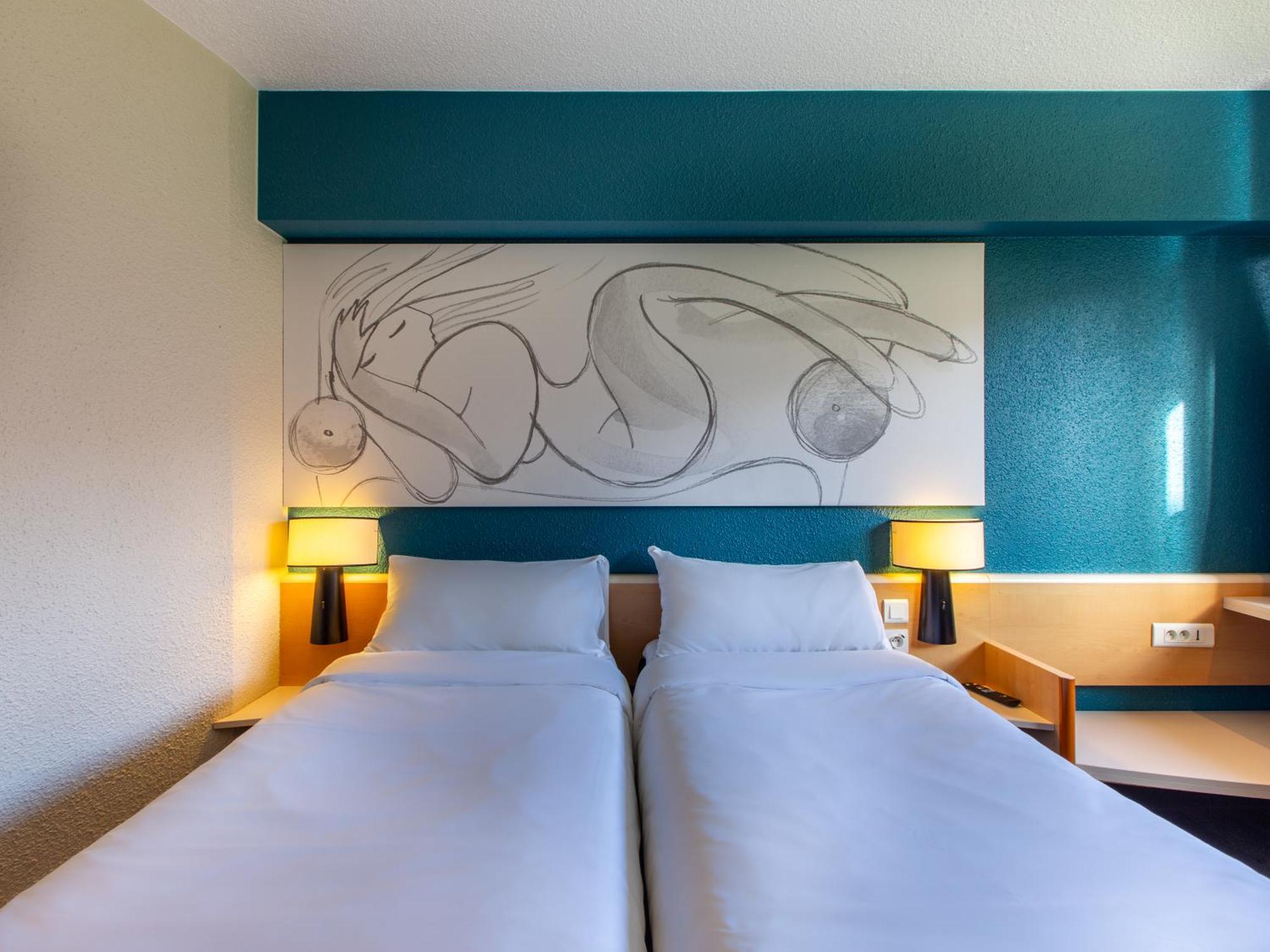B&B Hotel Orleans Nord Саран Екстериор снимка