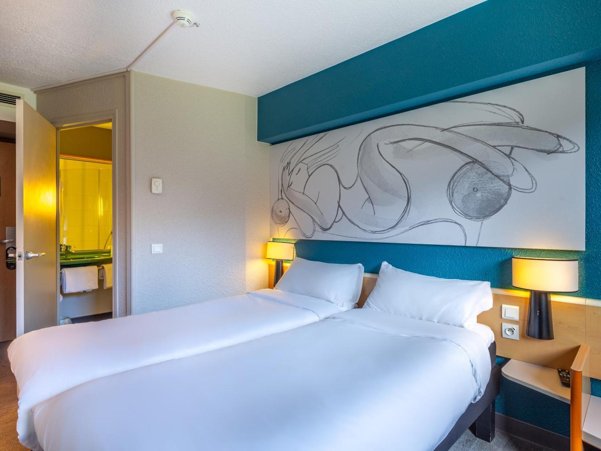 B&B Hotel Orleans Nord Саран Екстериор снимка